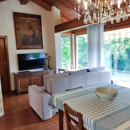 & Oliva Pensión Novi Vinodolski